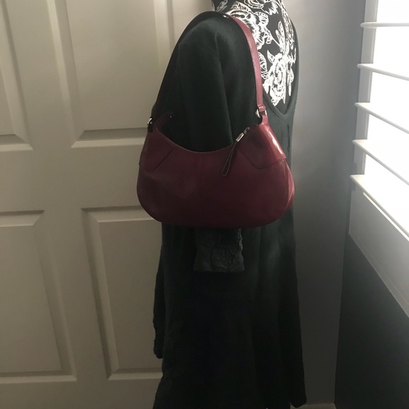 Monsac handbag in pristine condition. - Picture 2 of 5